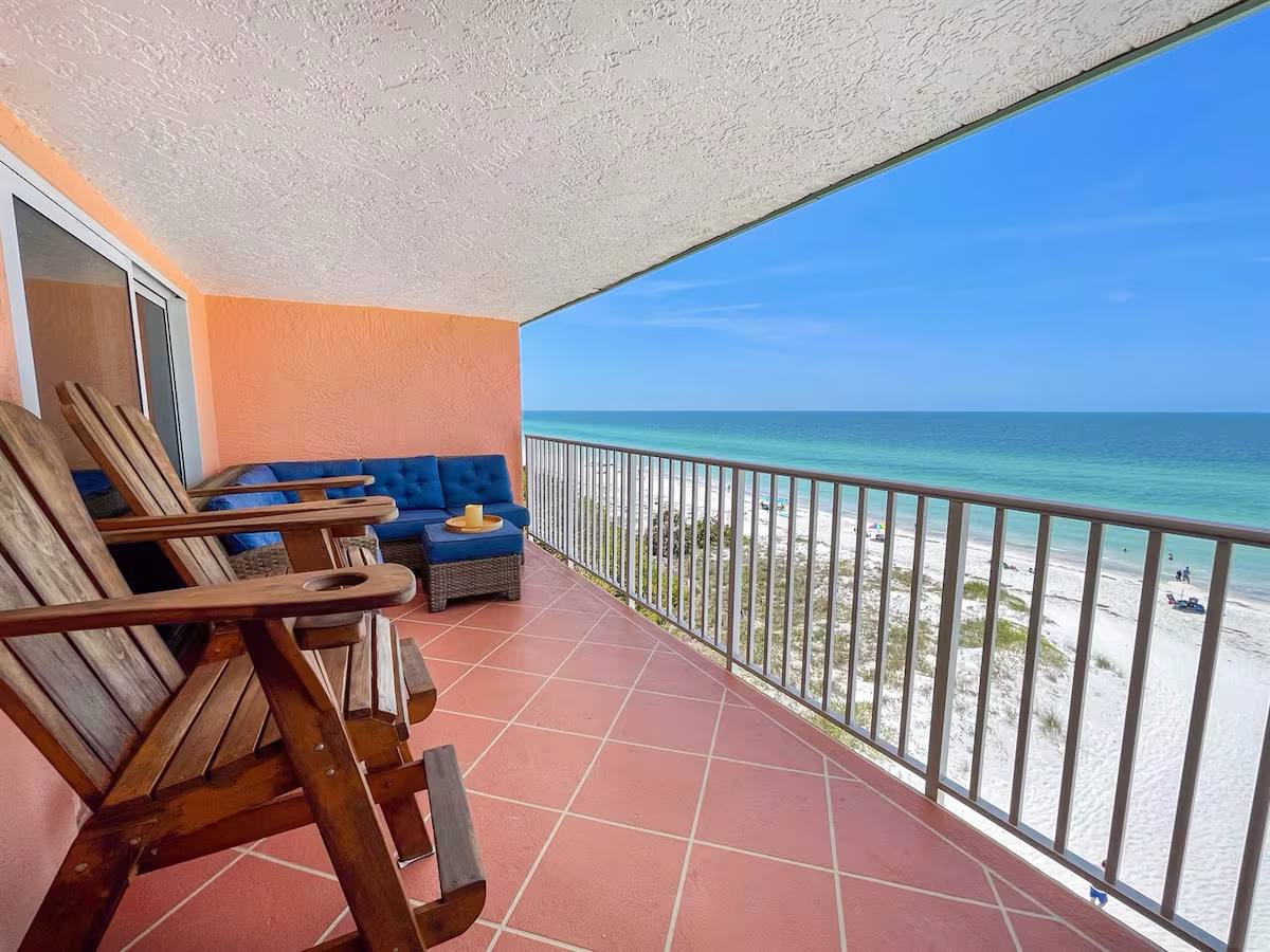 Unit 1222 3-BEDROOM & 3-BEDS