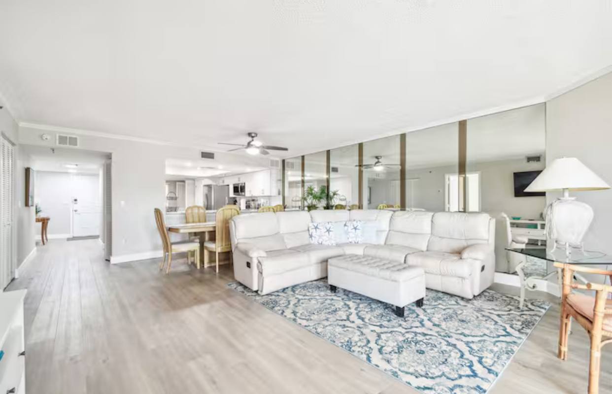 Unit 1204 2BEDROOM & 3 BEDS